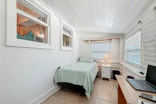 129 94th Ave, Treasure Island, FL 33706 - Photo 28