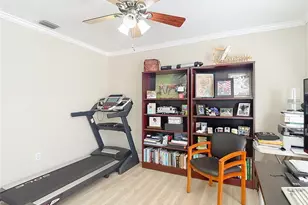 9906 Bennington Dr, Tampa, FL 33626 - Photo 32