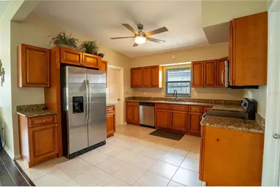 12425 136th Lane, Largo, FL 33774 - Photo 10