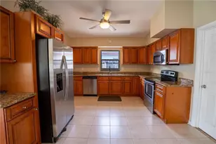 12425 136th Ln, Largo, FL 33774 - Photo 10