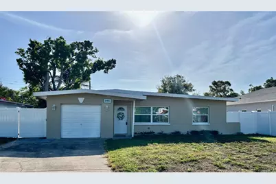 12425 136th Lane, Largo, FL 33774 - Photo 1