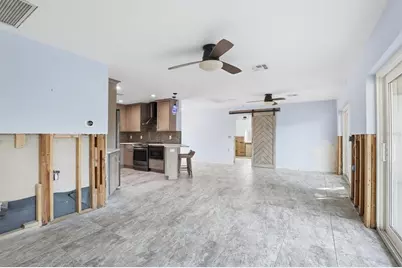 302 Georgia Avenue, Crystal Beach, FL 34681 - Photo 10