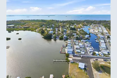 302 Georgia Avenue, Crystal Beach, FL 34681 - Photo 58