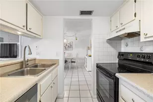 2525 W Bay Dr, Belleair Bluffs, FL 33770 - Photo 16