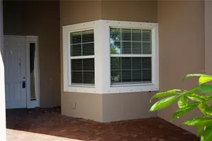 15628 Aurora Lake Cir, Wimauma, FL 33598 - Photo 4