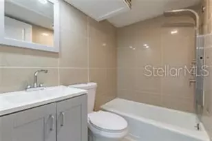 6100 12th St S, Saint Petersburg, FL 33705 - Photo 12