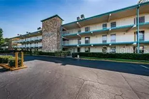 6100 12th St S, Saint Petersburg, FL 33705 - Photo 1