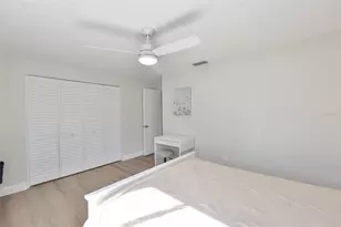 1279 86th Ave N, Saint Petersburg, FL 33702 - Photo 30