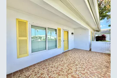 3490 Mainlands Boulevard S, Pinellas Park, FL 33782 - Photo 4