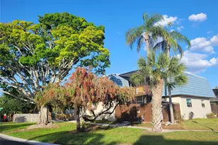 14521 Catalina Cir, Seminole, FL 33776 - Photo 28