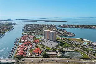 4750 Brittany Dr S, Saint Petersburg, FL 33715 - Photo 46