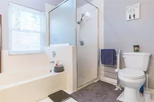 9313 Rockrose Dr, Tampa, FL 33647 - Photo 28