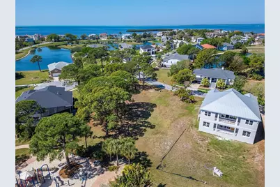 Harbour Watch Drive, Tarpon Springs, FL 34689 - Photo 16
