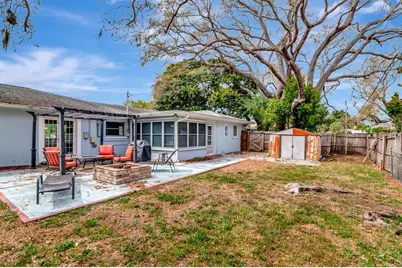 305 Baker Avenue, Clearwater, FL 33755 - Photo 38