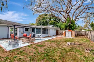 305 Baker Ave, Clearwater, FL 33755 - Photo 38