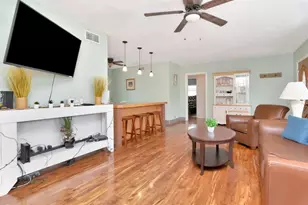 305 Baker Ave, Clearwater, FL 33755 - Photo 10