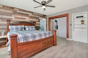 305 Baker Ave, Clearwater, FL 33755 - Photo 28