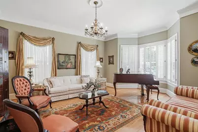 2119 W Hills Avenue, Tampa, FL 33606 - Photo 6