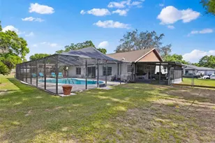 322 Hollowtree Dr, Seffner, FL 33584 - Photo 34
