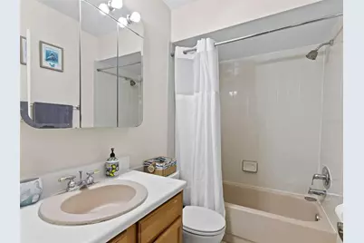 322 Hollowtree Drive, Seffner, FL 33584 - Photo 18