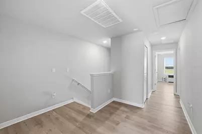 7623 Momentum Parkway, Wesley Chapel, FL 33545 - Photo 10