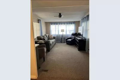 38961 Stapley Circle, Zephyrhills, FL 33540 - Photo 2
