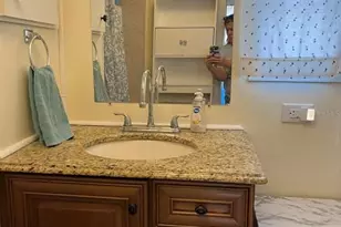 38961 Stapley Cir, Zephyrhills, FL 33540 - Photo 10