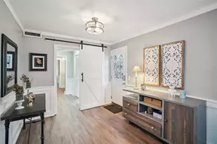 3218 W Oakellar Ave, Tampa, FL 33611 - Photo 18