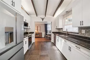 3218 W Oakellar Ave, Tampa, FL 33611 - Photo 12