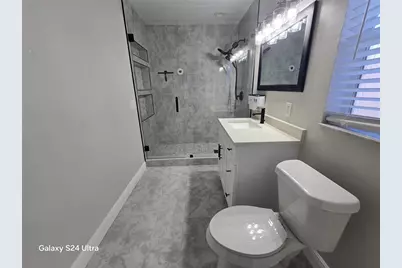 5942 52nd Avenue N, Kenneth City, FL 33709 - Photo 12