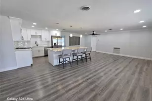 5942 52nd Ave N, Kenneth City, FL 33709 - Photo 8