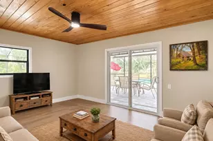 216 Corbett Rd, Lithia, FL 33547 - Photo 14
