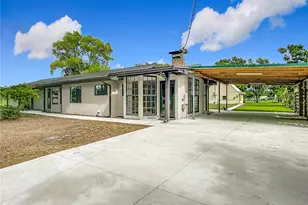 216 Corbett Rd, Lithia, FL 33547 - Photo 16