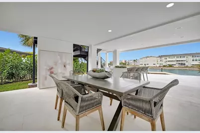 7176 S Shore Drive S, Saint Petersburg, FL 33707 - Photo 44