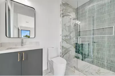 7176 S Shore Drive S, Saint Petersburg, FL 33707 - Photo 28