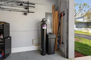 360 Cleveland Ave, Largo, FL 33770 - Photo 46