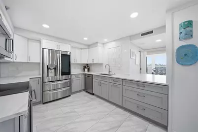1 Key Capri #306E, Treasure Island, FL 33706 - Photo 6