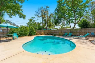 1445 Pine St, Clearwater, FL 33756 - Photo 26