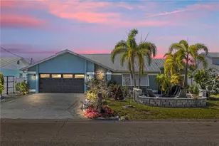 4204 2nd Ave NE, Bradenton, FL 34208 - Photo 1