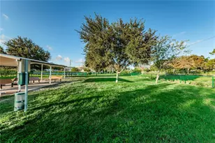 2040 World Pkwy Blvd, Clearwater, FL 33763 - Photo 52