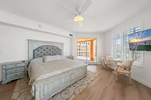 521 Mandalay Ave, Clearwater Beach, FL 33767 - Photo 10