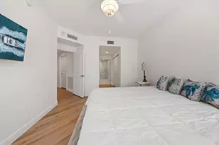 521 Mandalay Ave, Clearwater Beach, FL 33767 - Photo 28