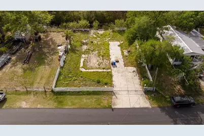 9923 Alavista Drive, Gibsonton, FL 33534 - Photo 4