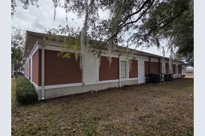 143 N Oakwood Avenue, Brandon, FL 33510 - Photo 30