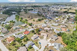 201 Stonehouse Ct, Sun City Center, FL 33573 - Photo 36