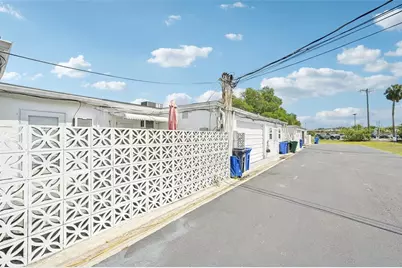 1010 N Pebble Beach Boulevard, Sun City Center, FL 33573 - Photo 26