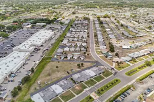 1010 N Pebble Beach Blvd, Sun City Center, FL 33573 - Photo 32