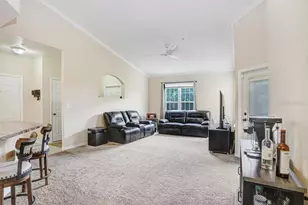 2407 Courtney Meadows Ct, Tampa, FL 33619 - Photo 8
