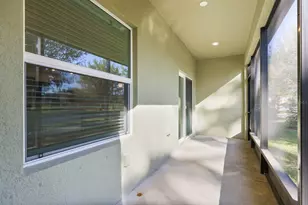 13755 Big Hawk Wy, Lithia, FL 33547 - Photo 30