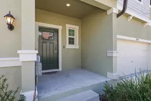 13755 Big Hawk Wy, Lithia, FL 33547 - Photo 2